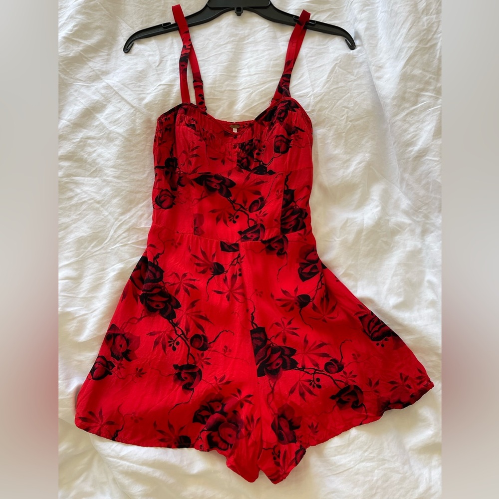 🥀 Rose Romper